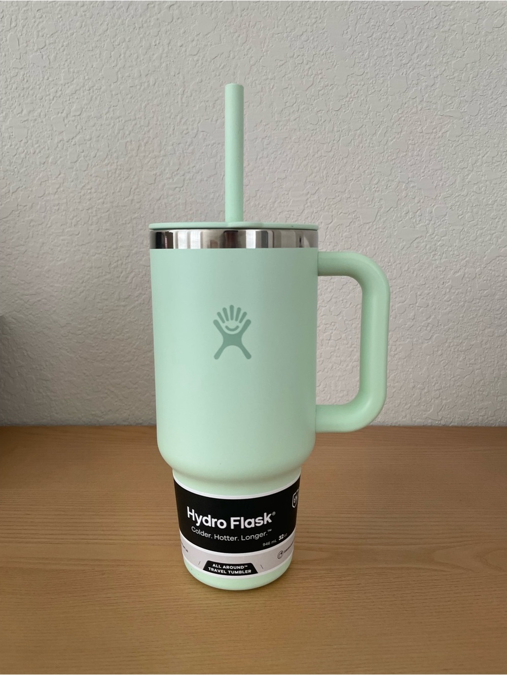 New Hydro Flask 32oz all around Travel Tumbler with Straw bottle cup
